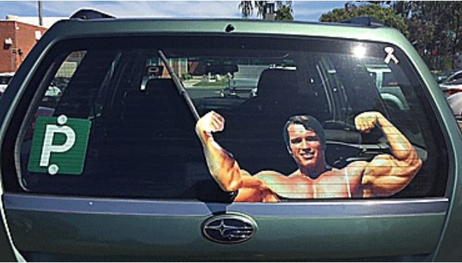 Mobil-Mobil Nyleneh Ini Jelas Bikin Kamu Nengok Dua Kali